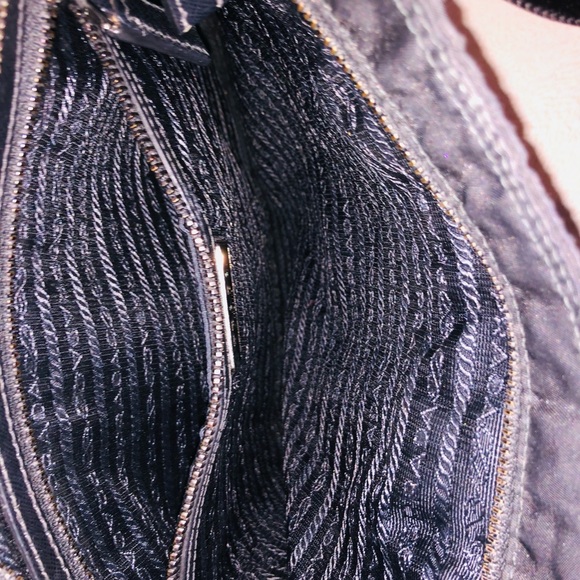 PRADA messenger bag - Picture 7 of 8